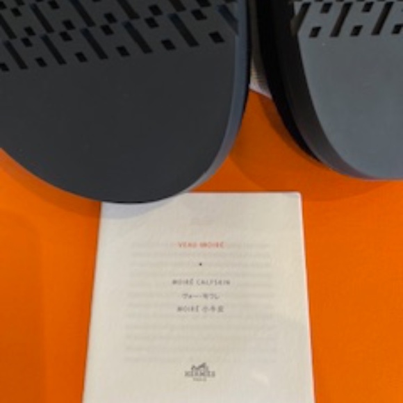 ❌ SOLD!❌ - HERMES- Go Mule in moire calfskin Black- size 38 - Picture 7 of 7